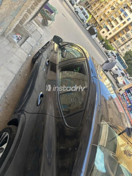 رينو تاليانت 2024 أسود أوتوماتيك مستعملة للبيع في العجمى - 1