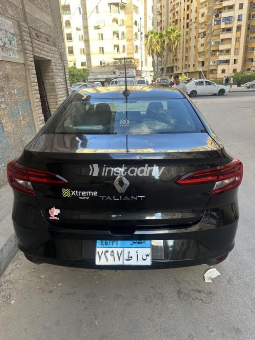 رينو تاليانت 2024 أسود أوتوماتيك مستعملة للبيع في العجمى - 3