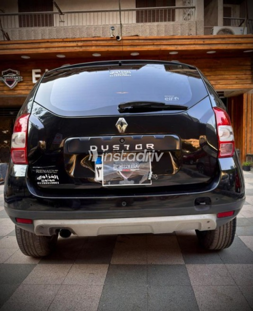 Renault Duster 2018 Black Automatic Used for Sale in Cairo - 6