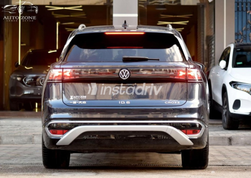 Volkswagen ID 6 2024 Dark Blue Automatic Used for Sale in Damietta - 4