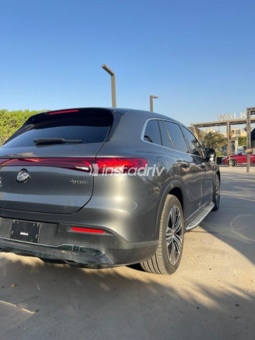 Mercedes E 450 2023 Gray Automatic Used for Sale in Sheikh Zayed City - 3
