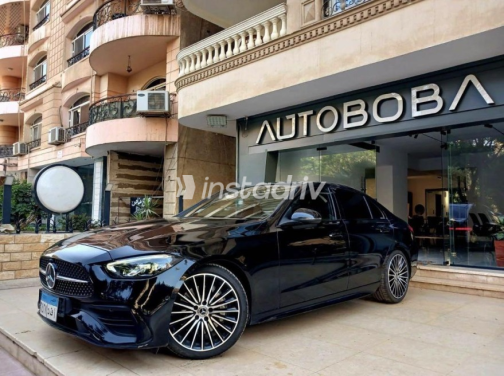 Mercedes C 200 2022 Black Automatic Used for Sale in Heliopolis - 4