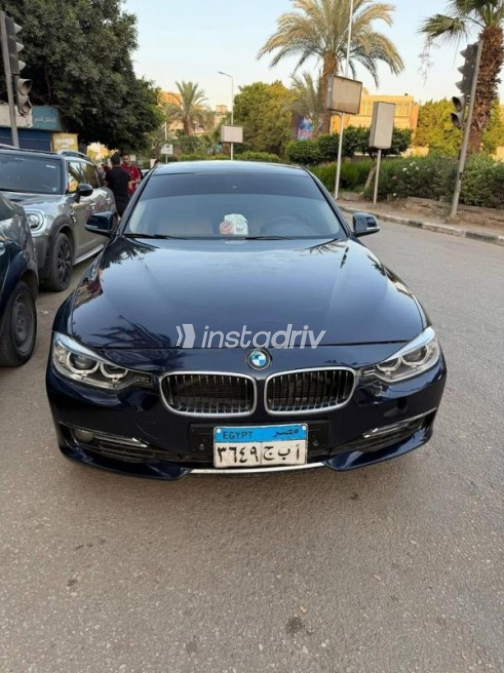 بي ام دبليو 316 2014 أزرق غامق أوتوماتيك مستعملة للبيع في المعادى - 1