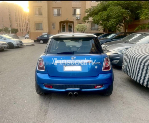 مينى مينى كوبر s 2008 أزرق يدوي مستعملة للبيع في القاهرة الكبرى ( القاهرة - الجيزة) - 5