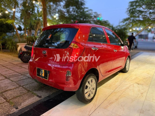 Kia Picanto 2015 Red Automatic Used for Sale in Ismailia - 5