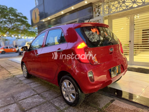 Kia Picanto 2015 Red Automatic Used for Sale in Ismailia - 6
