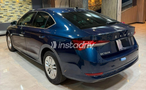 Skoda Octavia 2023 Dark Blue Automatic Used for Sale in Cairo - 6
