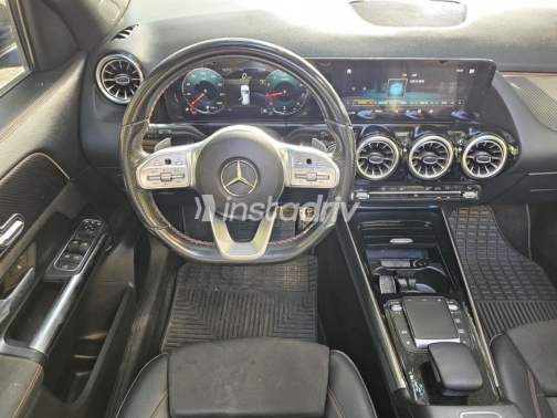 Mercedes GLA 2021 Brown Automatic Used for Sale in Heliopolis - 9