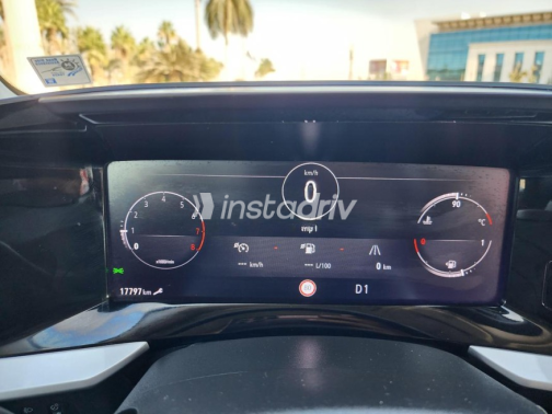 Opel Mokka 2022 Silver Automatic Used for Sale in El Haram - 3