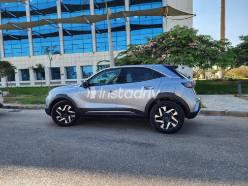 Opel Mokka 2022 Silver Automatic Used for Sale in El Haram - 7