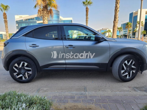 Opel Mokka 2022 Silver Automatic Used for Sale in El Haram - 10