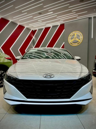 Hyundai Elantra CN7 2023 White Automatic Used for Sale in Greater Cairo ( Cairo + Giza)