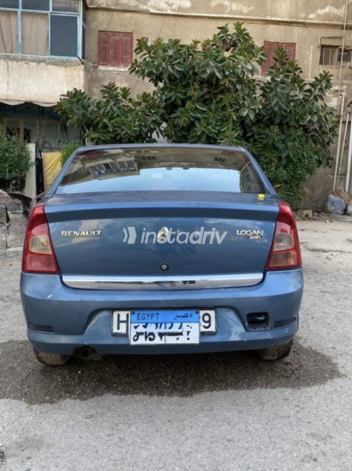 Renault Logan 2010 Petroleum Manual Used for Sale in Cairo - 5