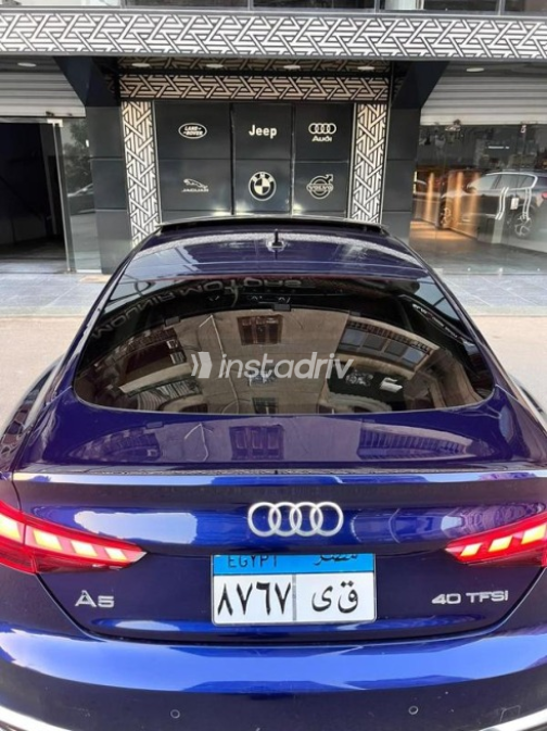 اودي A5 2021 أزرق غامق أوتوماتيك مستعملة للبيع في الهرم - 9