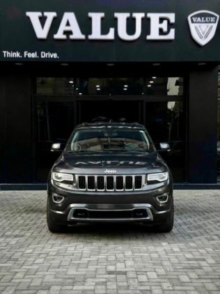 Jeep Grand Cherokee 2015 Black Automatic Used for Sale in Cairo