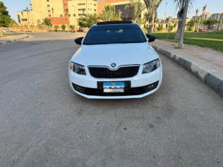 Skoda Octavia 2015 White Automatic Used for Sale in Cairo