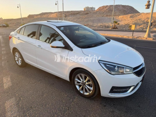 Chery Arrizo 5 2025 White Automatic Used for Sale in Red Sea - 3