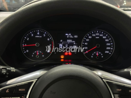 Kia Cerato 2019 Gray Automatic Used for Sale in Sheikh Zayed City - 10