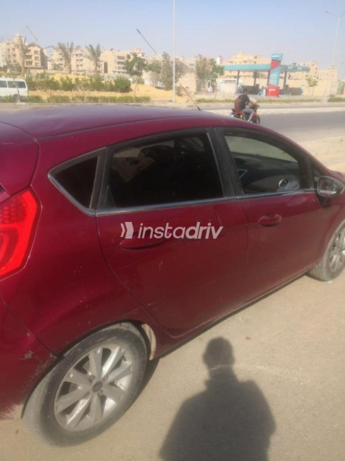 Ford Fiesta 2012 Dark Red Automatic Used for Sale in 6 October - 4