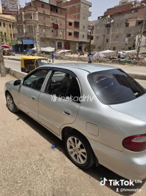 Hyundai Accent 2005 Silver Manual Used for Sale in Kafr el-Sheikh - 4