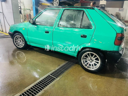 Skoda Felicia 1995 Green Manual Used for Sale in Sheikh Zayed City - 10