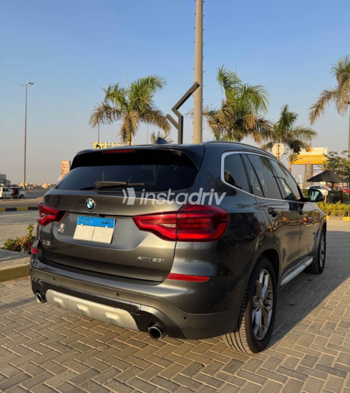 بي ام دبليو X3 2019 أسود أوتوماتيك مستعملة للبيع في القاهرة الكبرى ( القاهرة - الجيزة) - 7