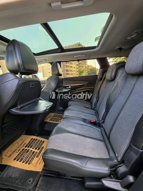 Peugeot 5008 2021 Gray Automatic Used for Sale in Greater Cairo ( Cairo + Giza) - 7