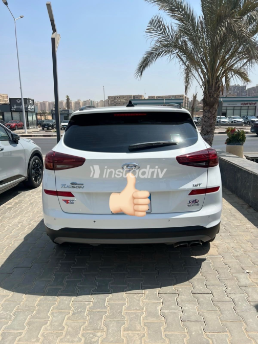 هيونداي توسان 2019 أبيض أوتوماتيك مستعملة للبيع في القاهرة الكبرى ( القاهرة - الجيزة) - 3
