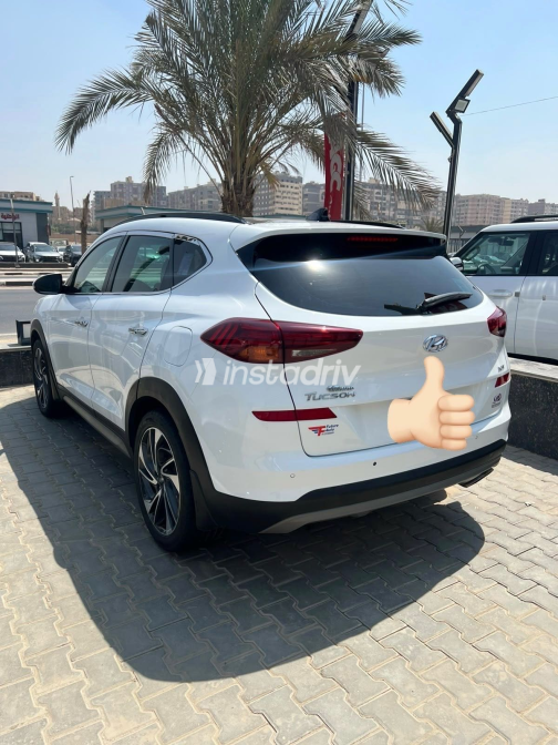هيونداي توسان 2019 أبيض أوتوماتيك مستعملة للبيع في القاهرة الكبرى ( القاهرة - الجيزة) - 6