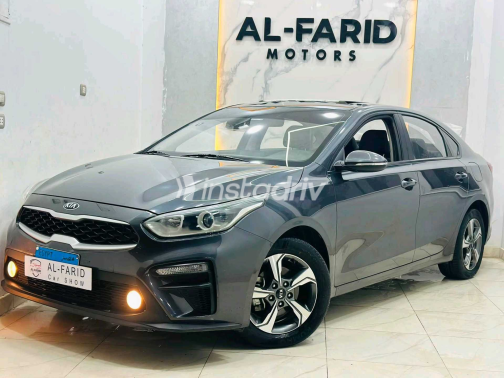 كيا جراند سيراتو 2019 رمادي أوتوماتيك مستعملة للبيع في القاهرة الكبرى ( القاهرة - الجيزة) - 4