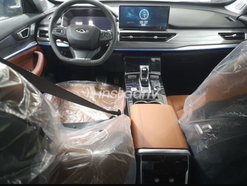 Chery Tiggo 8 Pro 2024 White Automatic Used for Sale in Greater Cairo ( Cairo + Giza) - 5