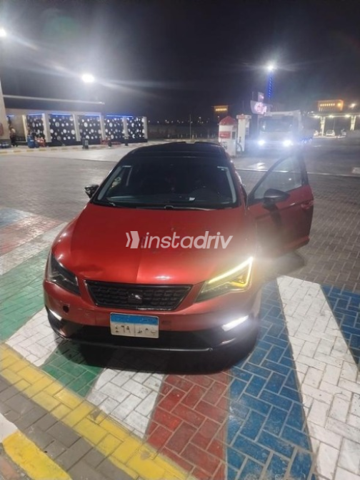 Seat Leon 2018 Red Automatic Used for Sale in Badr City - 1