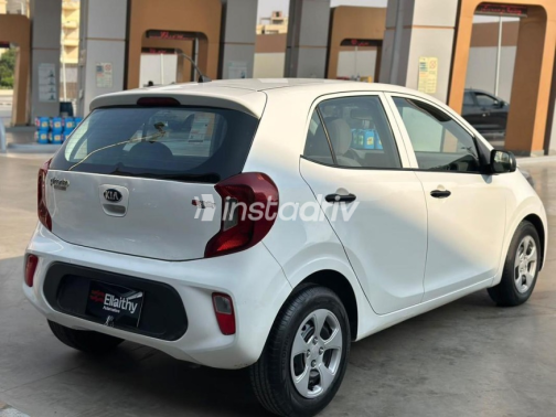 Kia Picanto 2020 White Automatic Used for Sale in Cairo - 5