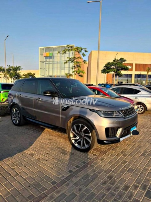 Land Rover Range Rover Sport 2020 Gray Automatic Used for Sale in Cairo - 3