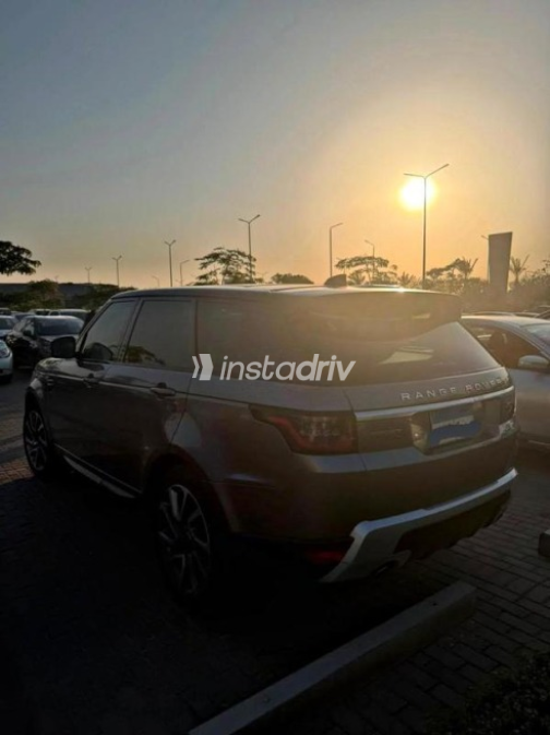 Land Rover Range Rover Sport 2020 Gray Automatic Used for Sale in Cairo - 8