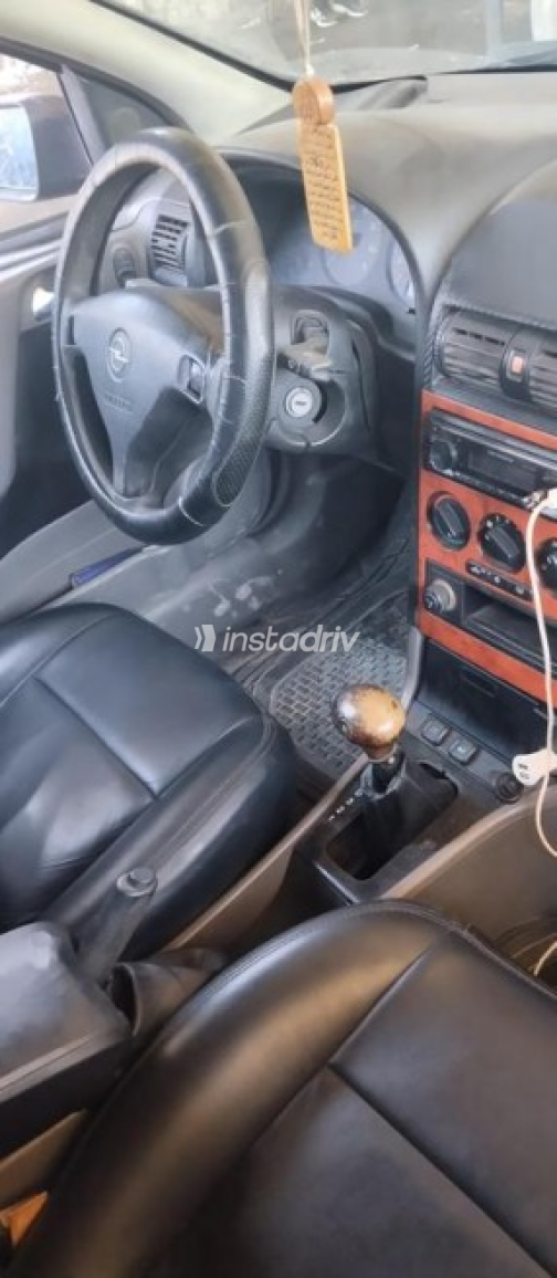 Opel Astra 2004 Black Automatic Used for Sale in Alexandria - 6