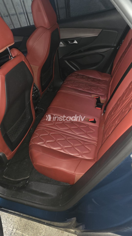 Peugeot 3008 2024 Blue Automatic Used for Sale in Greater Cairo ( Cairo + Giza) - 9