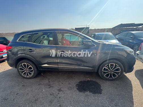 Renault Kadjar 2019 Gray Automatic Used for Sale in Greater Cairo ( Cairo + Giza) - 3