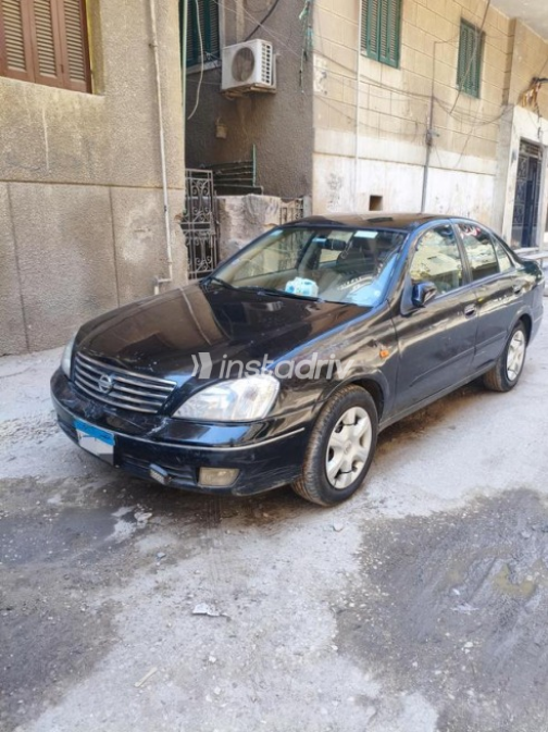 Nissan Sunny 2014 Black Automatic Used for Sale in Cairo - 2