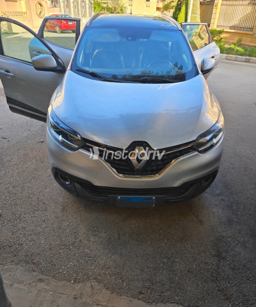 Renault Kadjar 2019 Silver Automatic Used for Sale in Greater Cairo ( Cairo + Giza) - 2