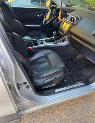 Renault Kadjar 2019 Silver Automatic Used for Sale in Greater Cairo ( Cairo + Giza)