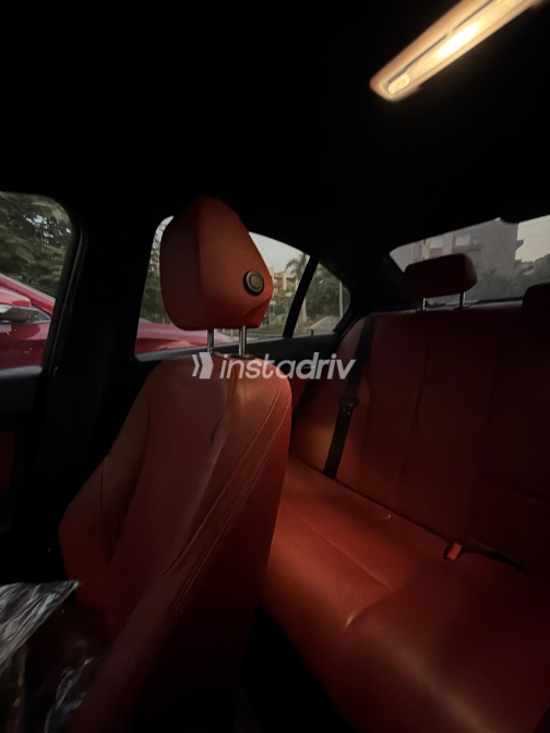 BMW 320 2018 Blue Automatic Used for Sale in Greater Cairo ( Cairo + Giza) - 8