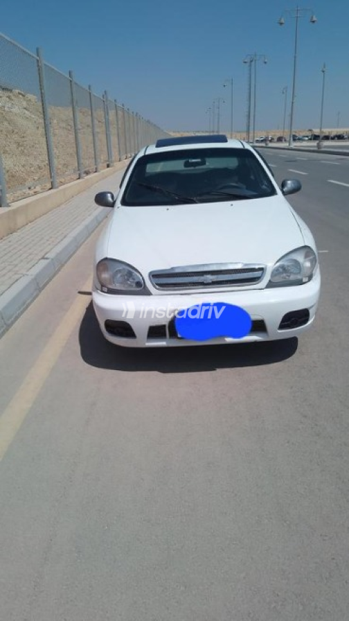Chevrolet Lanos 2009 White Manual Used for Sale in Shubra al-Khaimah - 2