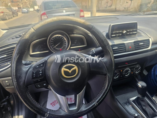 Mazda 3 2016 Black Automatic Used for Sale in Heliopolis - 5