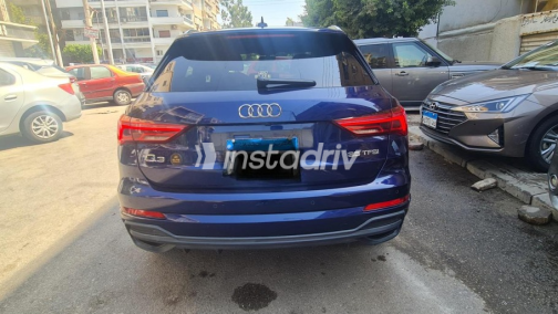اودي Q3 2024 أزرق غامق أوتوماتيك مستعملة للبيع في مصر الجديدة - 2