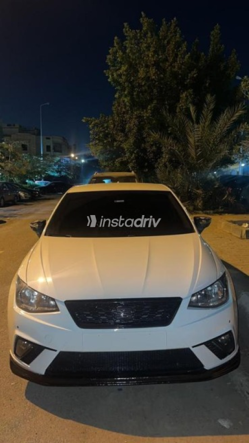Seat Ibiza 2021 White Automatic Used for Sale in Greater Cairo ( Cairo + Giza) - 1