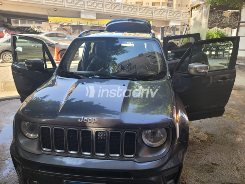 Jeep Renegade 2019 Gray Automatic Used for Sale in Greater Cairo ( Cairo + Giza) - 6