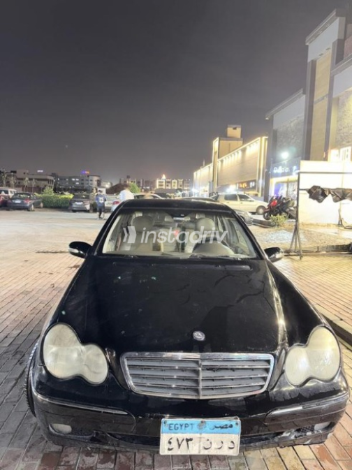 مرسيدس C 180 2003 أسود أوتوماتيك مستعملة للبيع في الشروق - 1