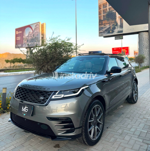Land Rover Range Rover 2021 Gray Automatic Used for Sale in Greater Cairo ( Cairo + Giza) - 3