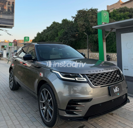 Land Rover Range Rover 2021 Gray Automatic Used for Sale in Greater Cairo ( Cairo + Giza) - 6